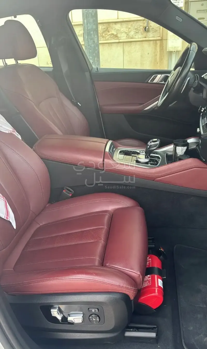 2022 بي ام دبليو الفئة اكس 6 إم كت