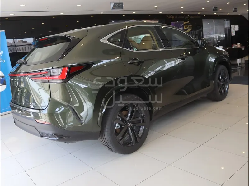 2026 لكزس إن إكس 350