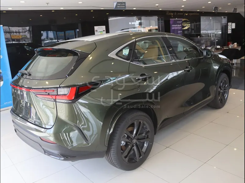 2026 لكزس إن إكس 350