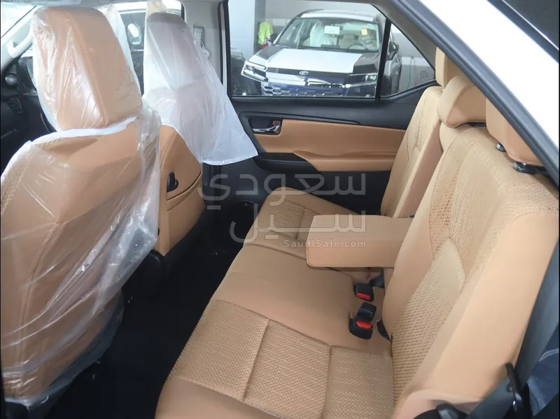 2026 تويوتا فورشنر جي اكس