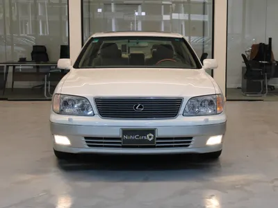 2000 لكزس إل إس 400