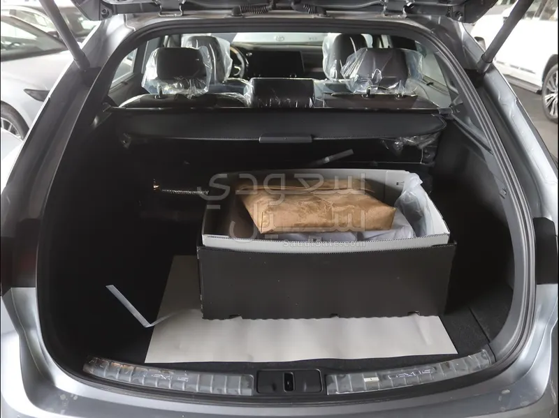 2026 لكزس أر إكس 350