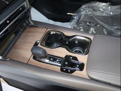 2026 لكزس أر إكس 350