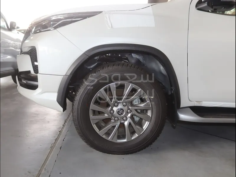 2026 تويوتا فورشنر في اكس