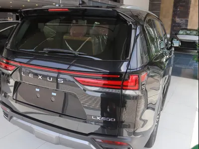 2026 لكزس إل إكس 600