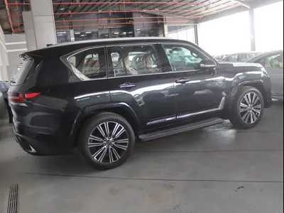 2026 لكزس إل إكس 600