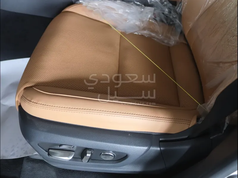 2026 لكزس إل إكس 600