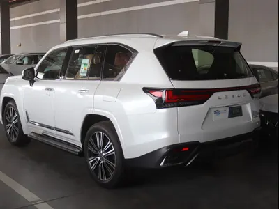 2026 لكزس إل إكس 600