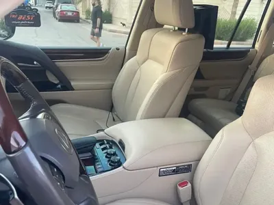 2018 لكزس إل إكس 570 اس