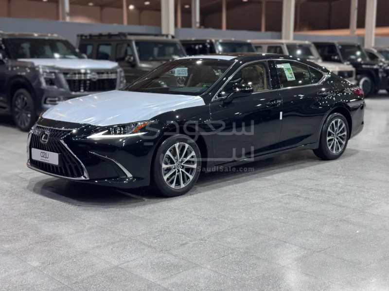 2025 Lexus ES 250