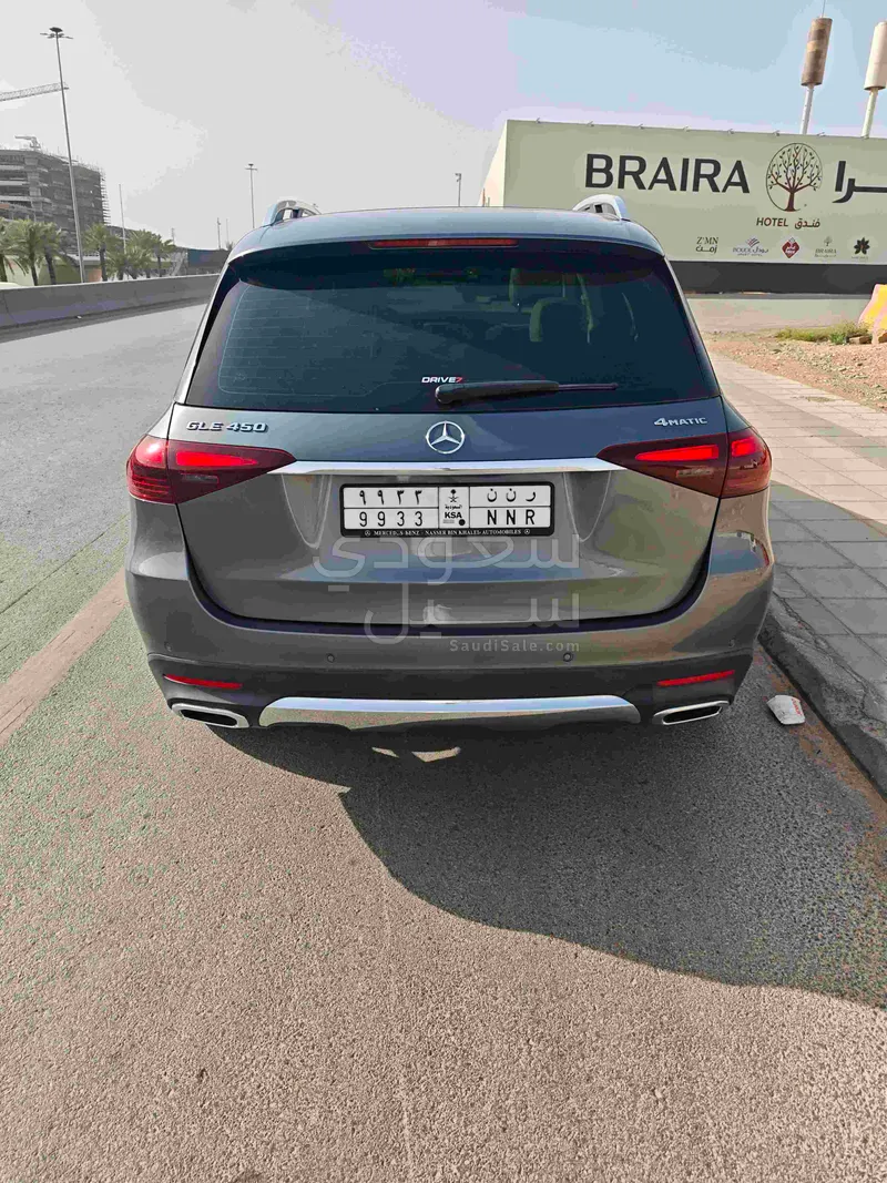 2023 مرسيدس - بنز جي إل إي 450