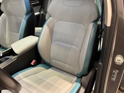 2025 جيلي امجراند جي كي