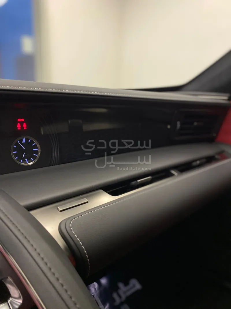 2023 لكزس إل سي 500