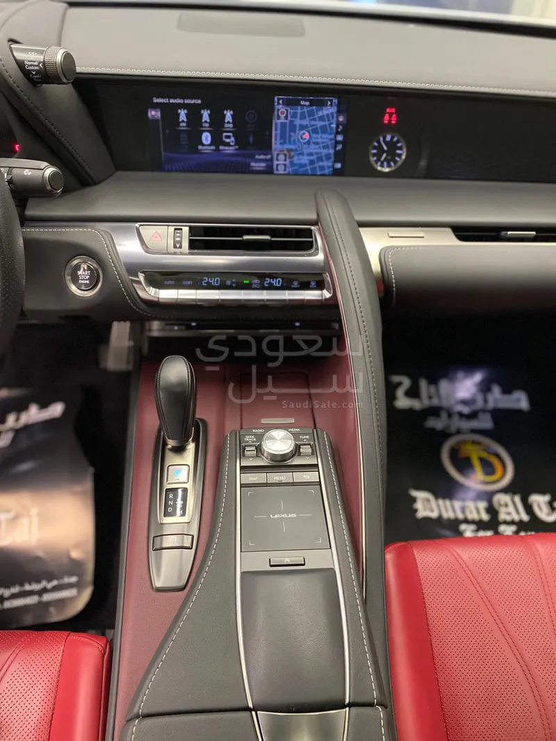 2023 لكزس إل سي 500