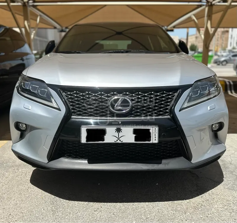 2015 لكزس أر إكس 350