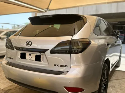 2015 لكزس أر إكس 350