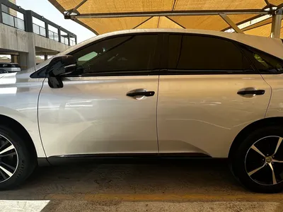 2015 لكزس أر إكس 350