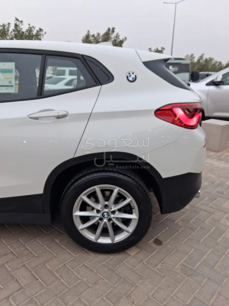 2020 بي ام دبليو الفئة اكس 2