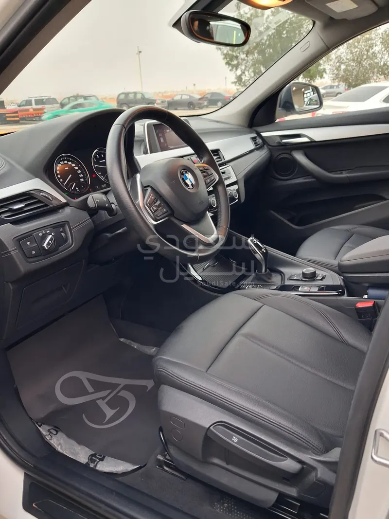 2020 بي ام دبليو الفئة اكس 2