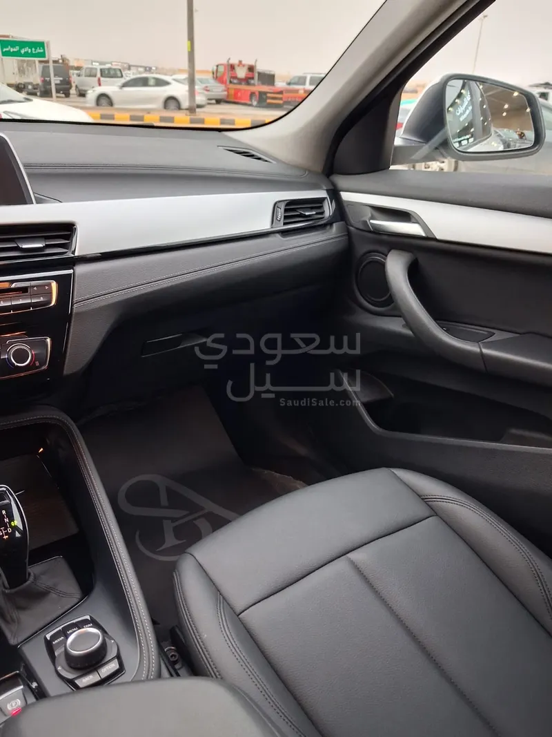 2020 بي ام دبليو الفئة اكس 2