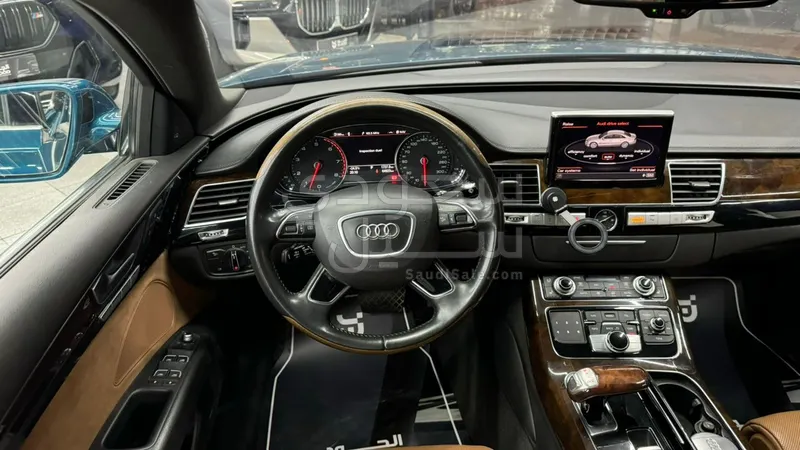 2016 اودي اي 8 ال