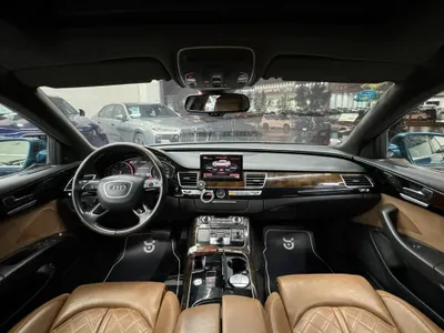 2016 اودي اي 8 ال