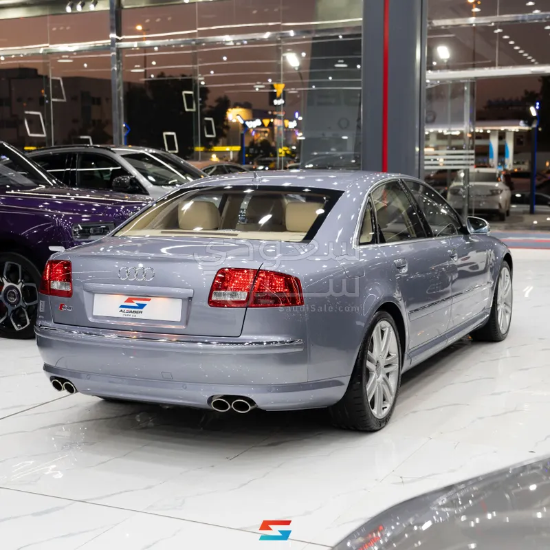 2007 اودي اس 8