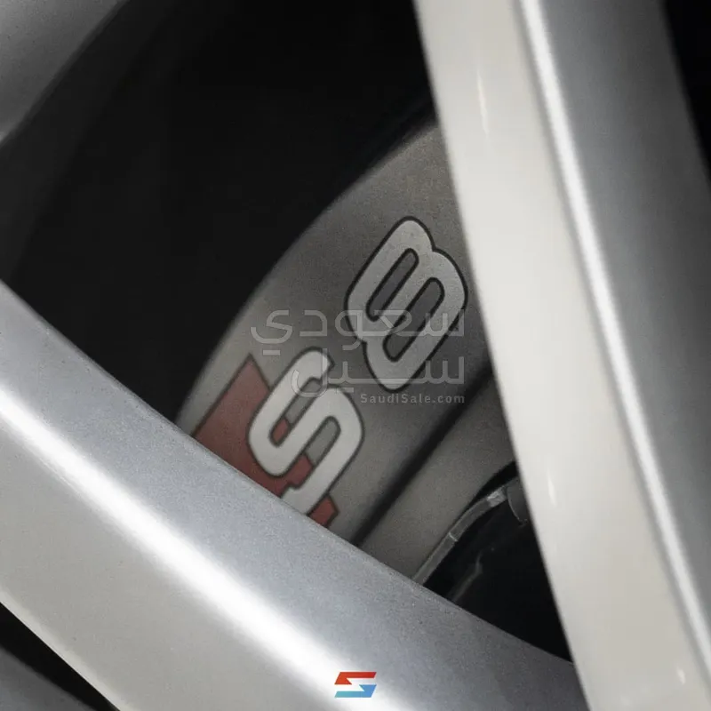 2007 اودي اس 8