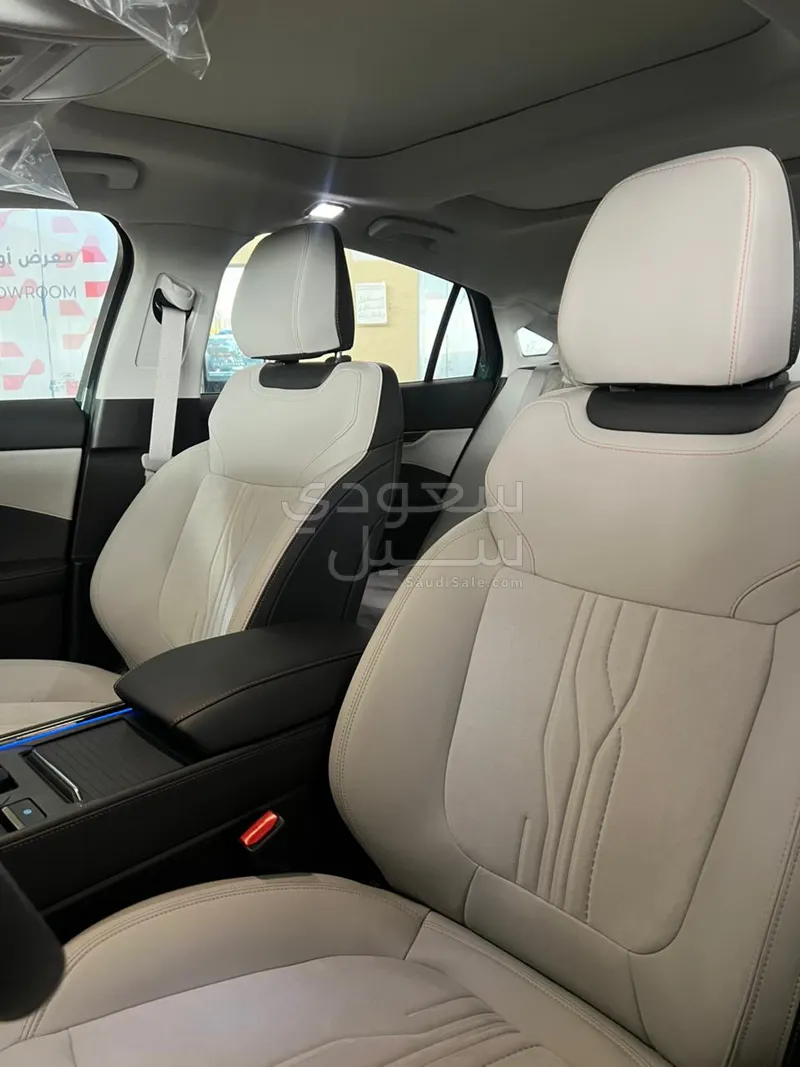 2026 فورد توروس تايتينيوم