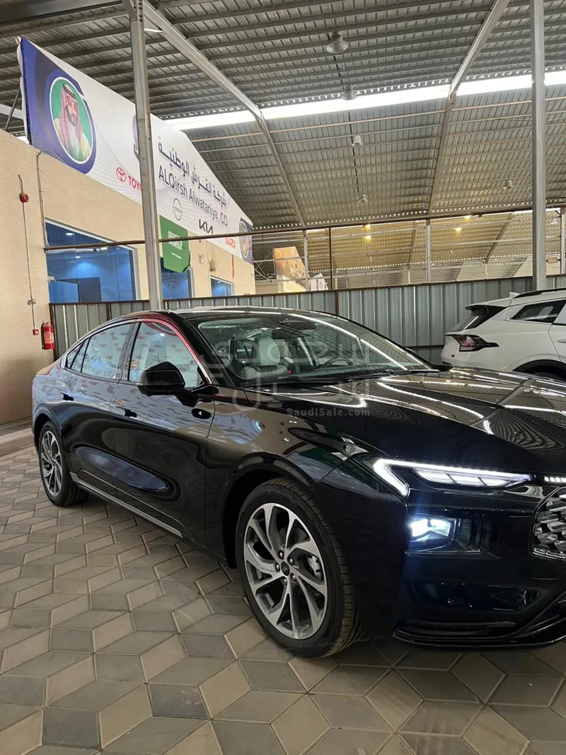 2026 فورد توروس تايتينيوم