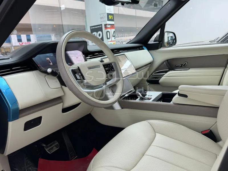 2026 لاند روفر رينج روفر اوتوبيوغرافي