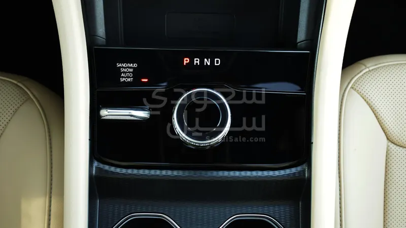 2025 جييب جراند شيروكي ليمتد بلس