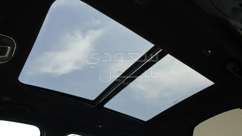 2025 جييب جراند شيروكي ليمتد بلس