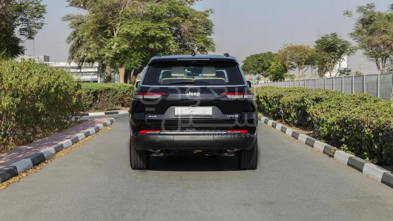 2025 جييب جراند شيروكي ليمتد بلس