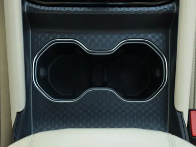 2025 جييب جراند شيروكي ليمتد بلس