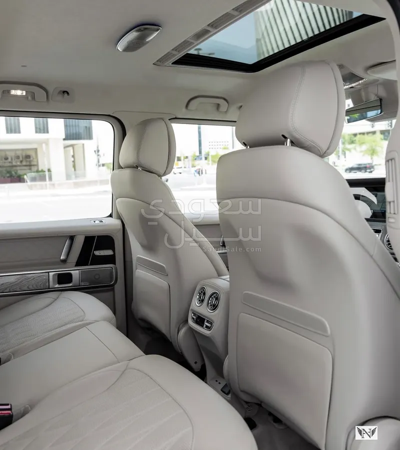 2025 مرسيدس - بنز جي 63 أي إم جي