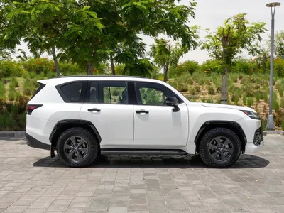 2025 لكزس إل إكس 600 اوف رود