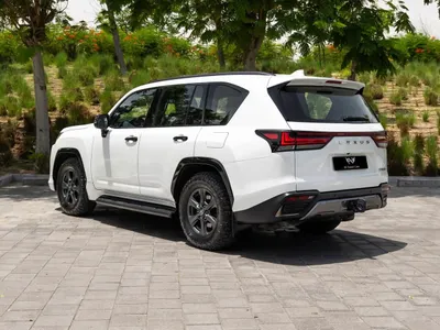 2025 لكزس إل إكس 600 اوف رود