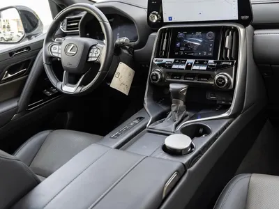 2025 لكزس إل إكس 600 اوف رود