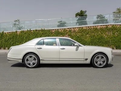 2011 بنتلي مولسان