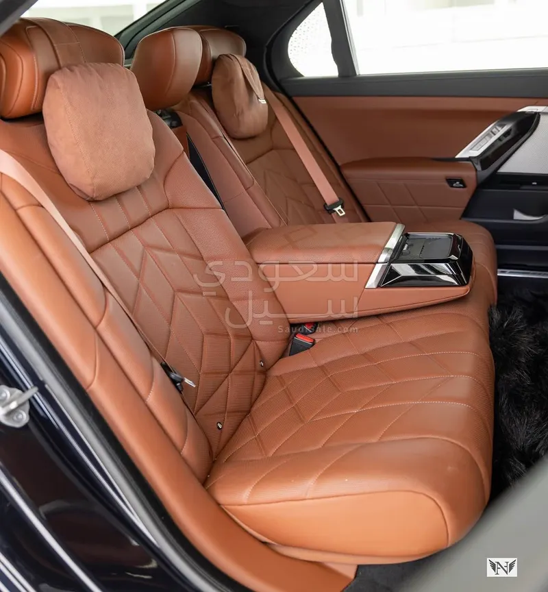 2023 بي ام دبليو الفئة السابعة 740أي