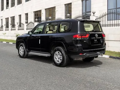 2025 تويوتا لاند كروزر جي اكس