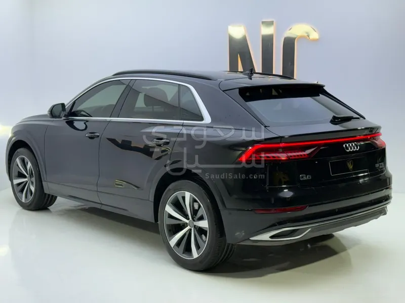 2020 اودي كيو 8