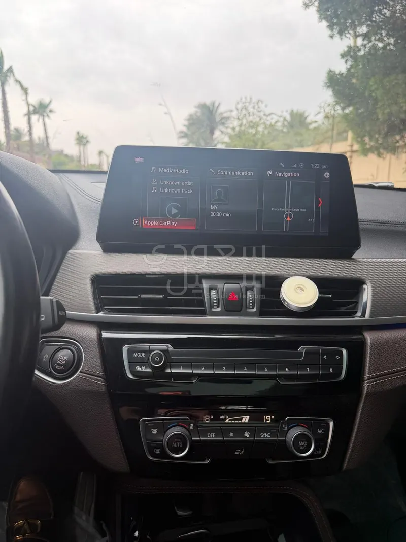 2022 بي ام دبليو الفئة اكس 2