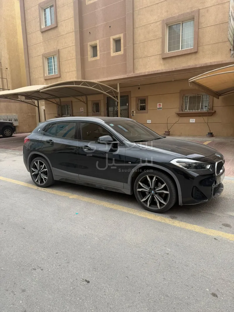 2022 بي ام دبليو الفئة اكس 2