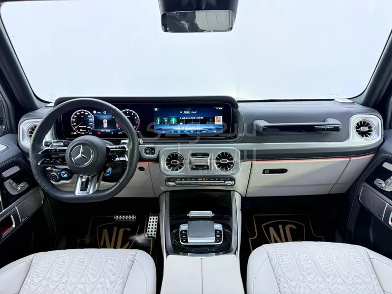 2025 مرسيدس - بنز جي 63 أي إم جي