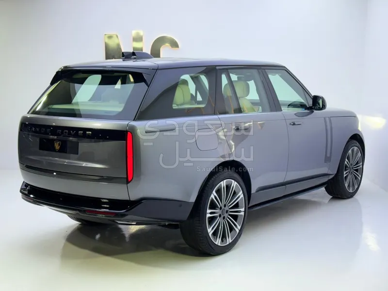 2026 لاند روفر رينج روفر اوتوبيوغرافي