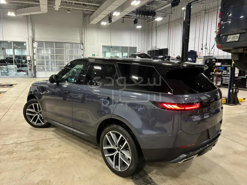 2026 لاند روفر رينج روفر سبورت اتش اس اي