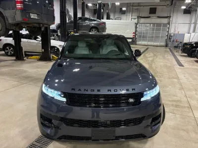 2026 لاند روفر رينج روفر سبورت اتش اس اي