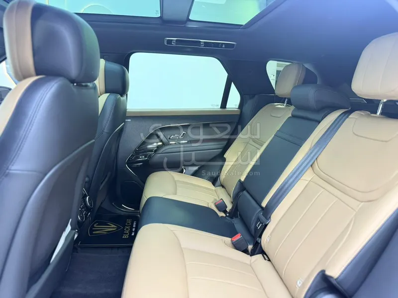 2025 Land Rover Range Rover Sport DYNAMIC SE